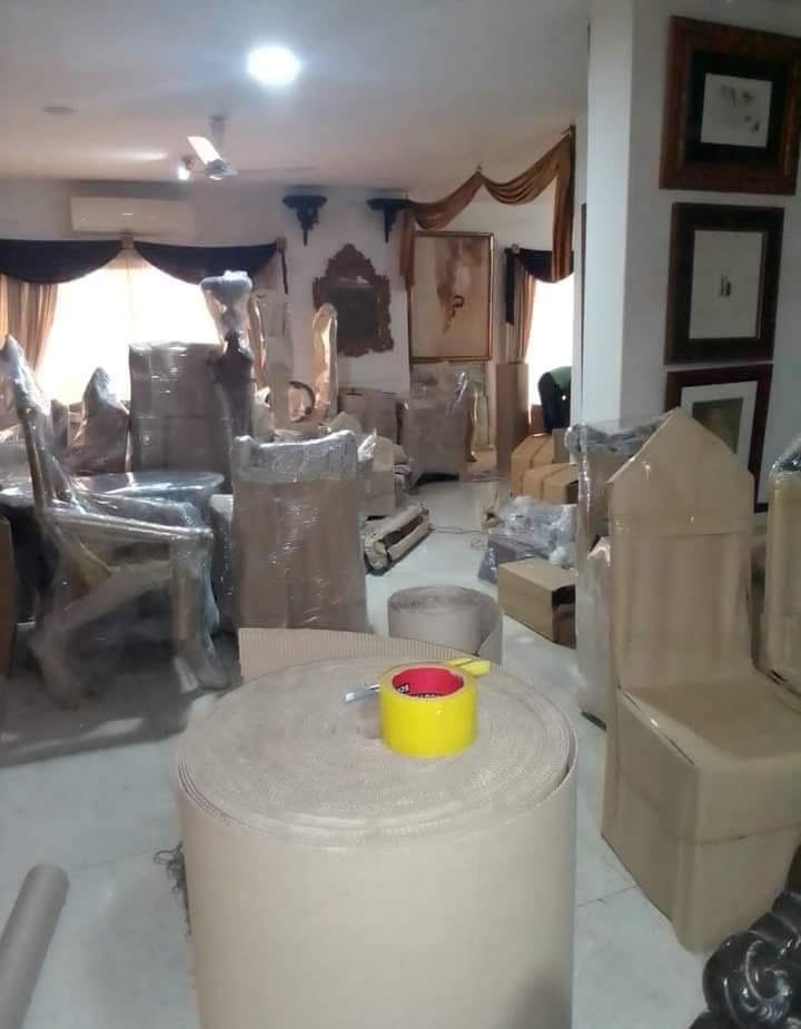 furniture packing